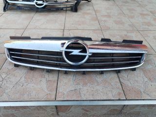 bontott OPEL ZAFIRA B Hűtőrács