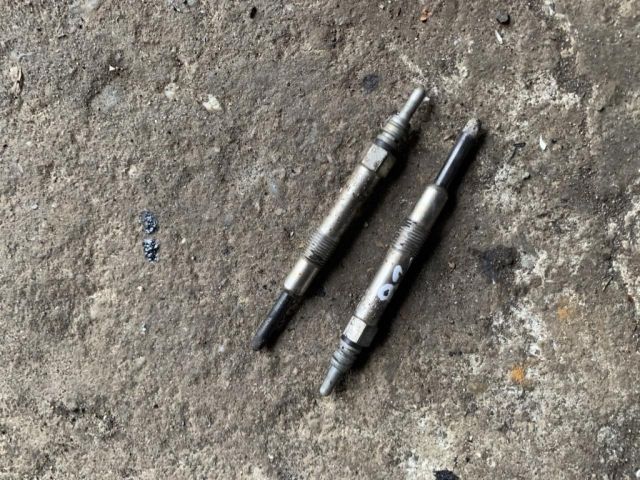 bontott OPEL ZAFIRA B Izzító/Gyújtó Gyertya