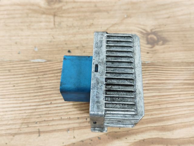 bontott OPEL ZAFIRA B Izzító Relé