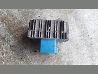 bontott OPEL ZAFIRA B Izzító Relé