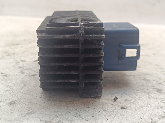 bontott OPEL ZAFIRA B Izzító Relé