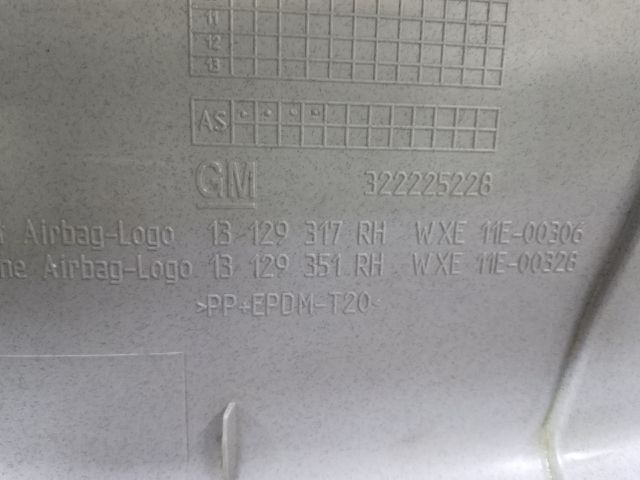 bontott OPEL ZAFIRA B Jobb B Oszlop Burkolat