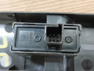 bontott OPEL ZAFIRA B Jobb első Ablakemelő Kapcsoló