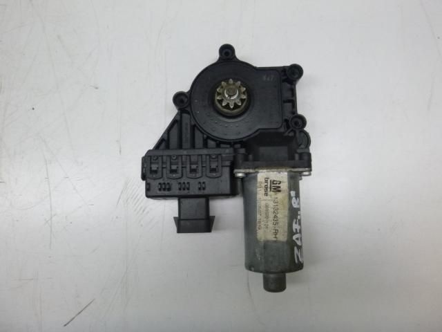 bontott OPEL ZAFIRA B Jobb első Ablakemelő Motor