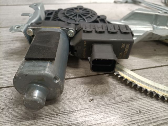 bontott OPEL ZAFIRA B Jobb első Ablakemelő Szerkezet (Elektromos)