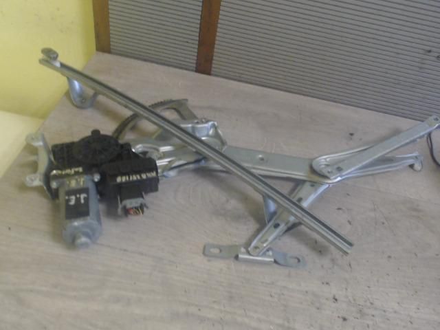 bontott OPEL ZAFIRA B Jobb első Ablakemelő Szerkezet (Elektromos)