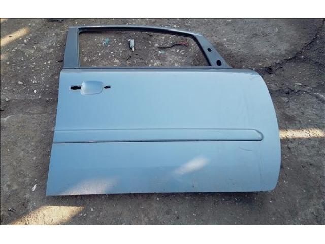 bontott OPEL ZAFIRA B Jobb első Ajtó (Üres lemez)