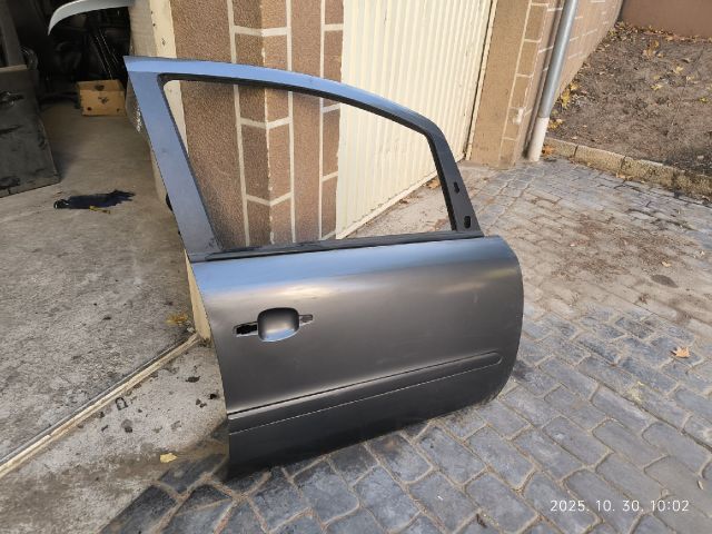 bontott OPEL ZAFIRA B Jobb első Ajtó (Üres lemez)