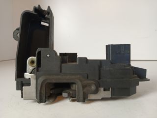 bontott OPEL ZAFIRA B Jobb első Ajtózár