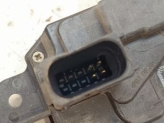 bontott OPEL ZAFIRA B Jobb első Ajtózár