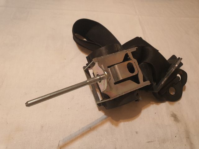 bontott OPEL ZAFIRA B Jobb első Biztonsági Öv