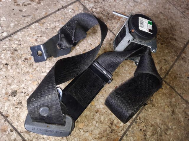 bontott OPEL ZAFIRA B Jobb első Biztonsági Öv