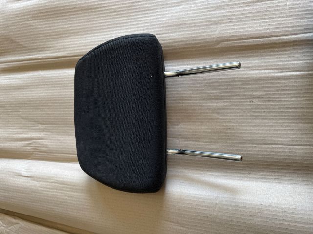 bontott OPEL ZAFIRA B Jobb első Fejtámla