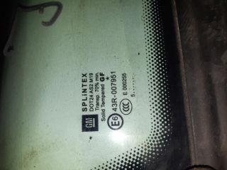 bontott OPEL ZAFIRA B Jobb első Fixüveg (Ajtóban)