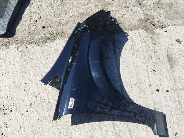 bontott OPEL ZAFIRA B Jobb első Sárvédő