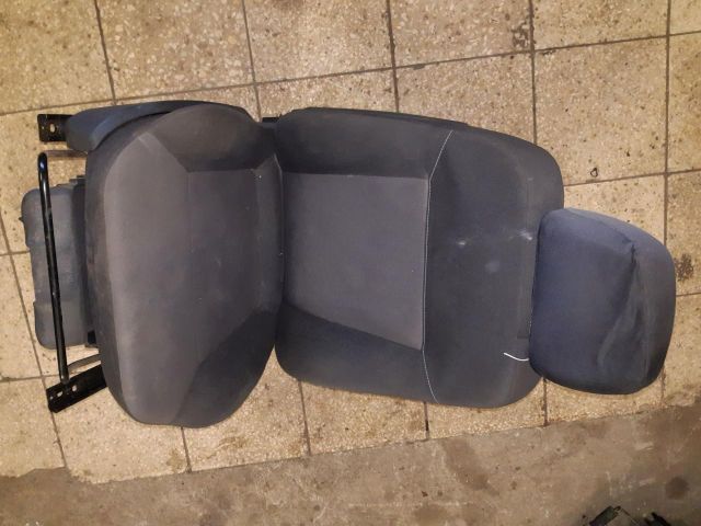 bontott OPEL ZAFIRA B Jobb első Ülés