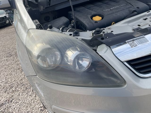 bontott OPEL ZAFIRA B Jobb Fényszóró