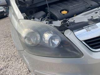 bontott OPEL ZAFIRA B Jobb Fényszóró