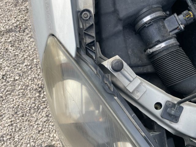 bontott OPEL ZAFIRA B Jobb Fényszóró