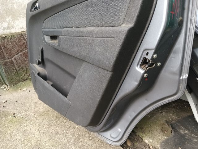 bontott OPEL ZAFIRA B Jobb hátsó Ajtó (Részeivel)