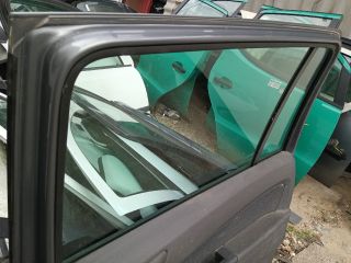 bontott OPEL ZAFIRA B Jobb hátsó Ajtó (Részeivel)