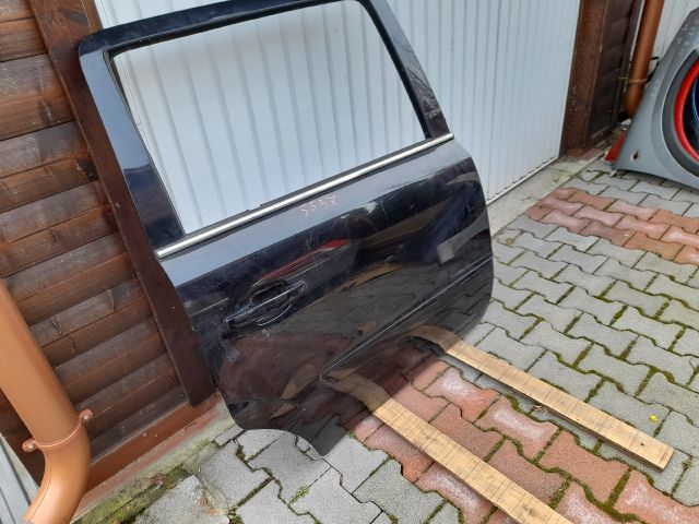 bontott OPEL ZAFIRA B Jobb hátsó Ajtó (Részeivel)