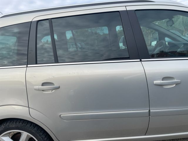 bontott OPEL ZAFIRA B Jobb hátsó Ajtó (Üres lemez)