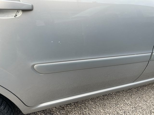 bontott OPEL ZAFIRA B Jobb hátsó Ajtó (Üres lemez)