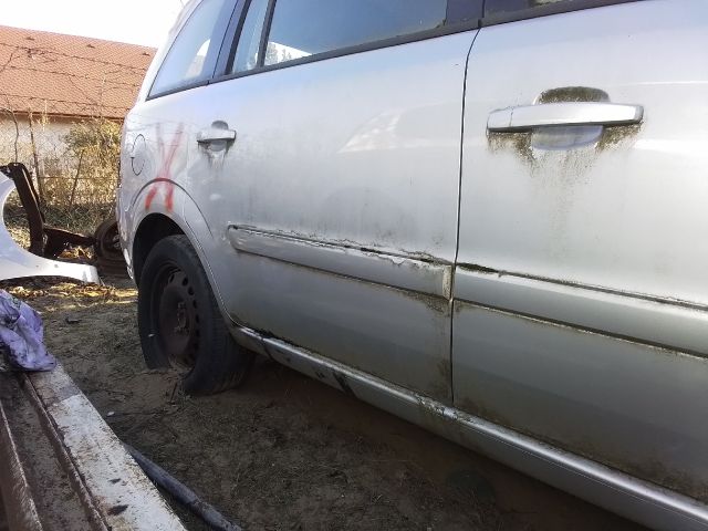 bontott OPEL ZAFIRA B Jobb hátsó Ajtózár