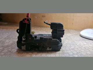 bontott OPEL ZAFIRA B Jobb hátsó Ajtózár