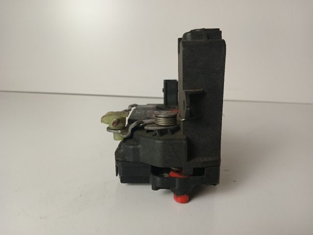 bontott OPEL ZAFIRA B Jobb hátsó Ajtózár