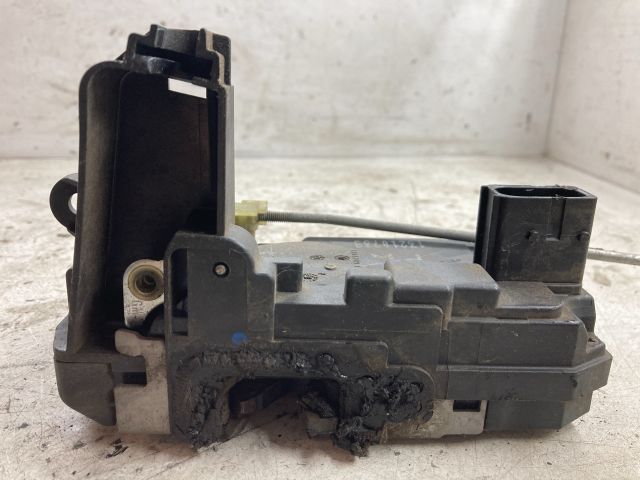 bontott OPEL ZAFIRA B Jobb hátsó Ajtózár