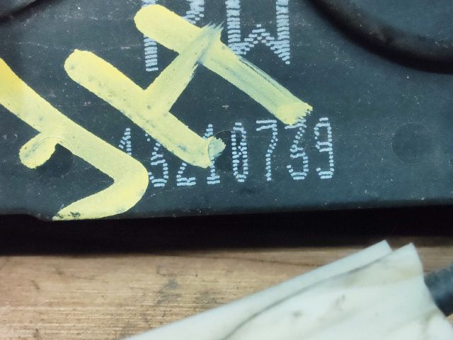 bontott OPEL ZAFIRA B Jobb hátsó Ajtózár