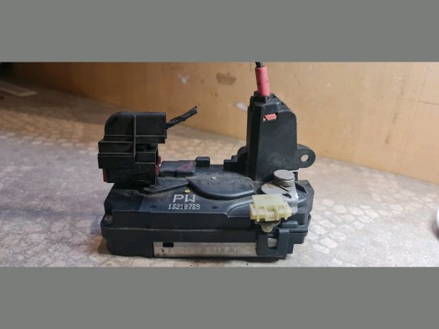 bontott OPEL ZAFIRA B Jobb hátsó Ajtózár