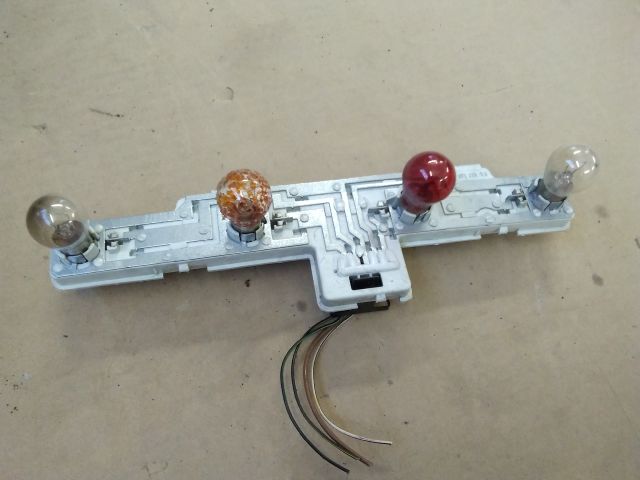 bontott OPEL ZAFIRA B Jobb Hátsó Lámpa Foglalat