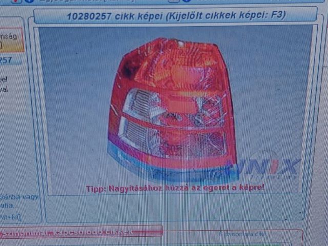 bontott OPEL ZAFIRA B Jobb Hátsó Lámpa Foglalat