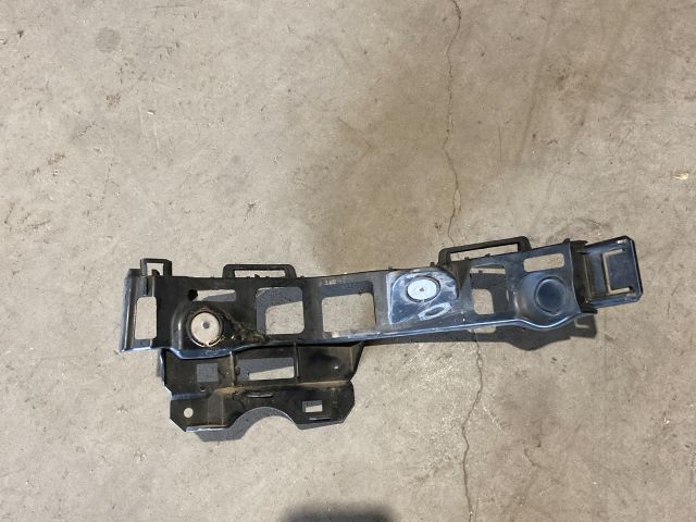 bontott OPEL ZAFIRA B Jobb hátsó Oldal Lökhárító Tartó (Műanyag)