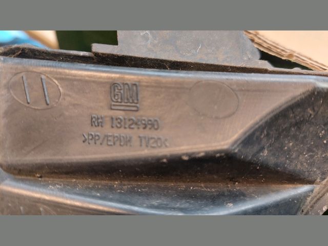 bontott OPEL ZAFIRA B Jobb Ködlámpa Rács