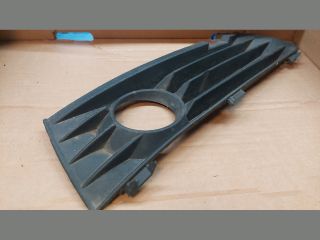 bontott OPEL ZAFIRA B Jobb Ködlámpa Rács