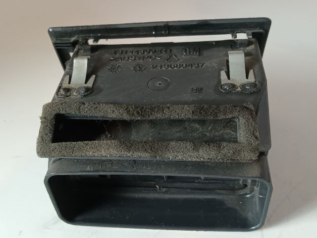 bontott OPEL ZAFIRA B Jobb Szellőző