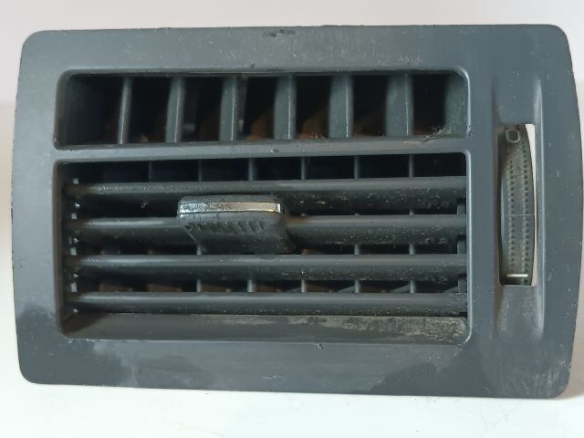 bontott OPEL ZAFIRA B Jobb Szellőző