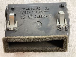 bontott OPEL ZAFIRA B Jobb Szellőző