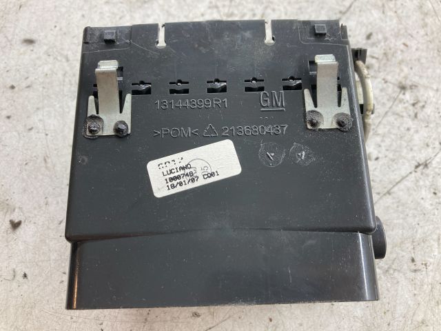 bontott OPEL ZAFIRA B Jobb Szellőző