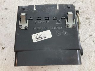 bontott OPEL ZAFIRA B Jobb Szellőző