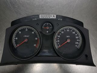 bontott OPEL ZAFIRA B Kilométeróra