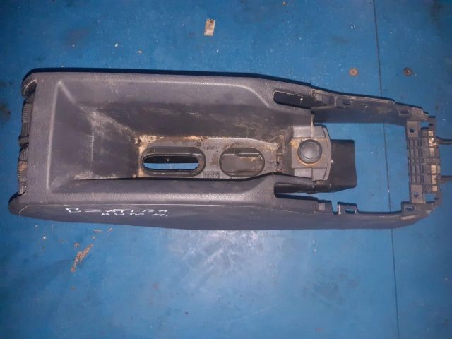 bontott OPEL ZAFIRA B Könyöklő