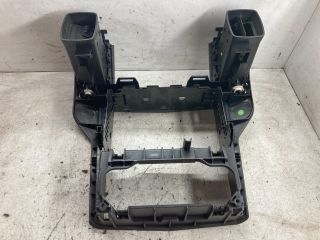 bontott OPEL ZAFIRA B Középkonzol Keret