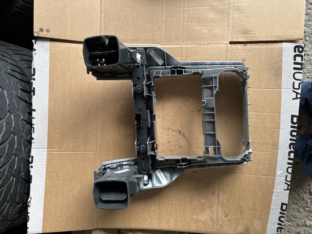 bontott OPEL ZAFIRA B Középkonzol Keret