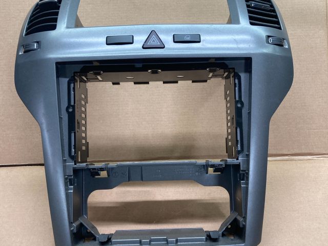 bontott OPEL ZAFIRA B Középkonzol Keret