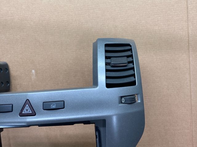 bontott OPEL ZAFIRA B Középkonzol Keret